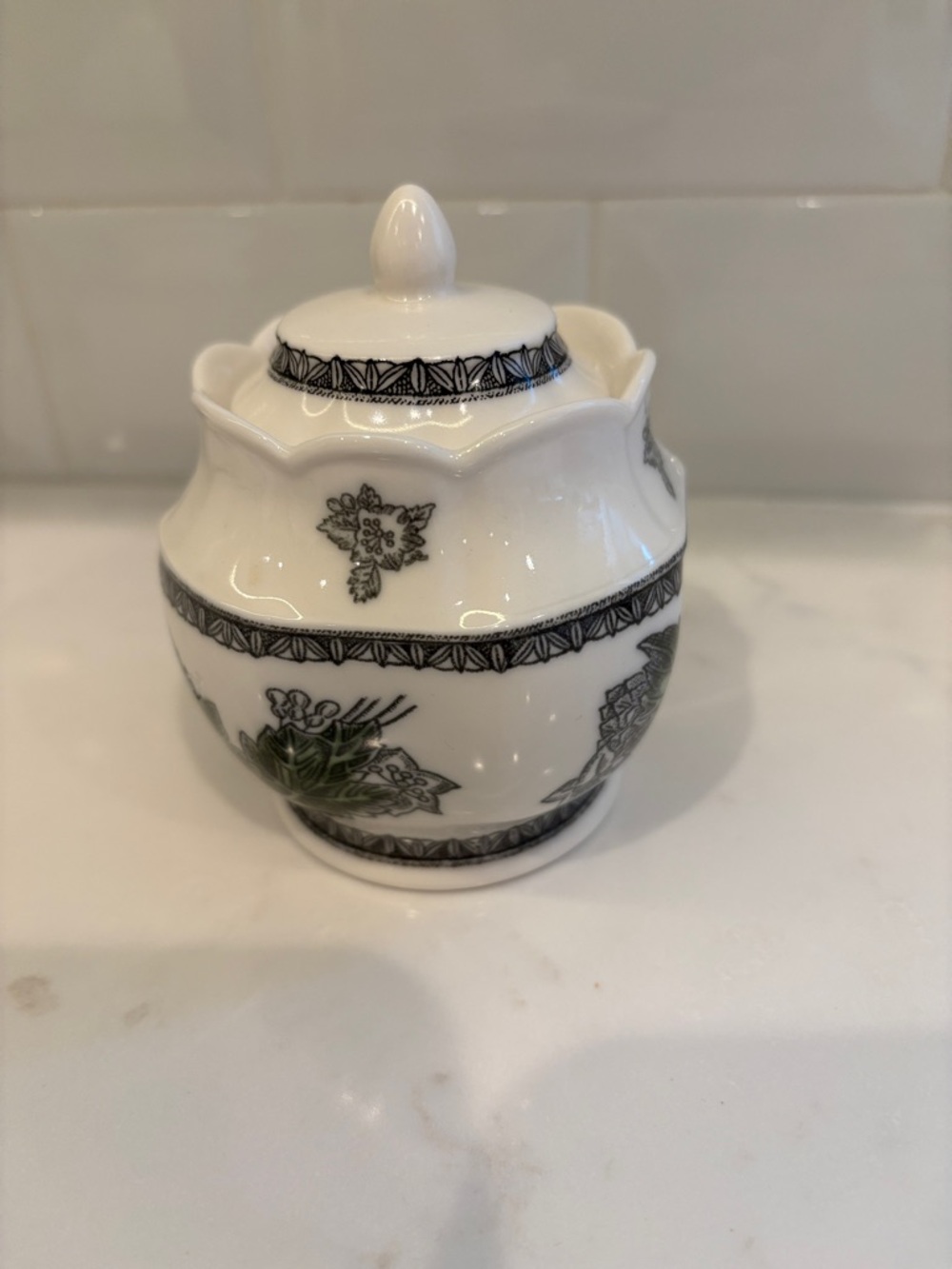 Porcelain Sugar Jar with Green Floral Motif - White - Picture 2 of 4